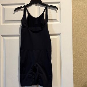 Women's Black Shapewear Bodysuit L/XL